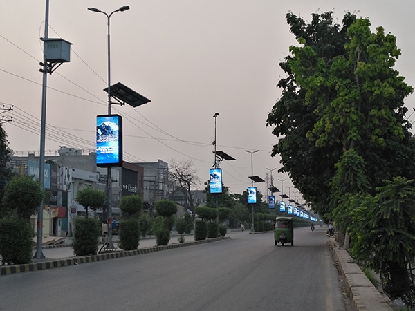 Light pole LED screen